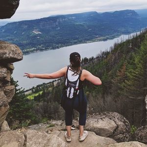 Meet your Posher, Hannah